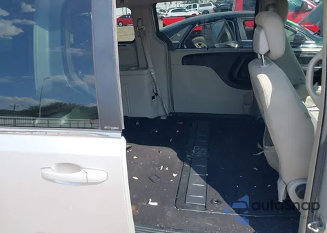 2012 Dodge Grand Caravan Crew z USA, uszkodzony, nr VIN 2C4RDGDG2CR178112